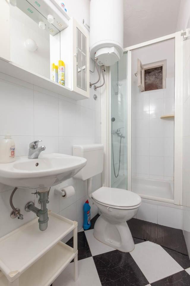 פודגורה Apartmani Marija מראה חיצוני תמונה